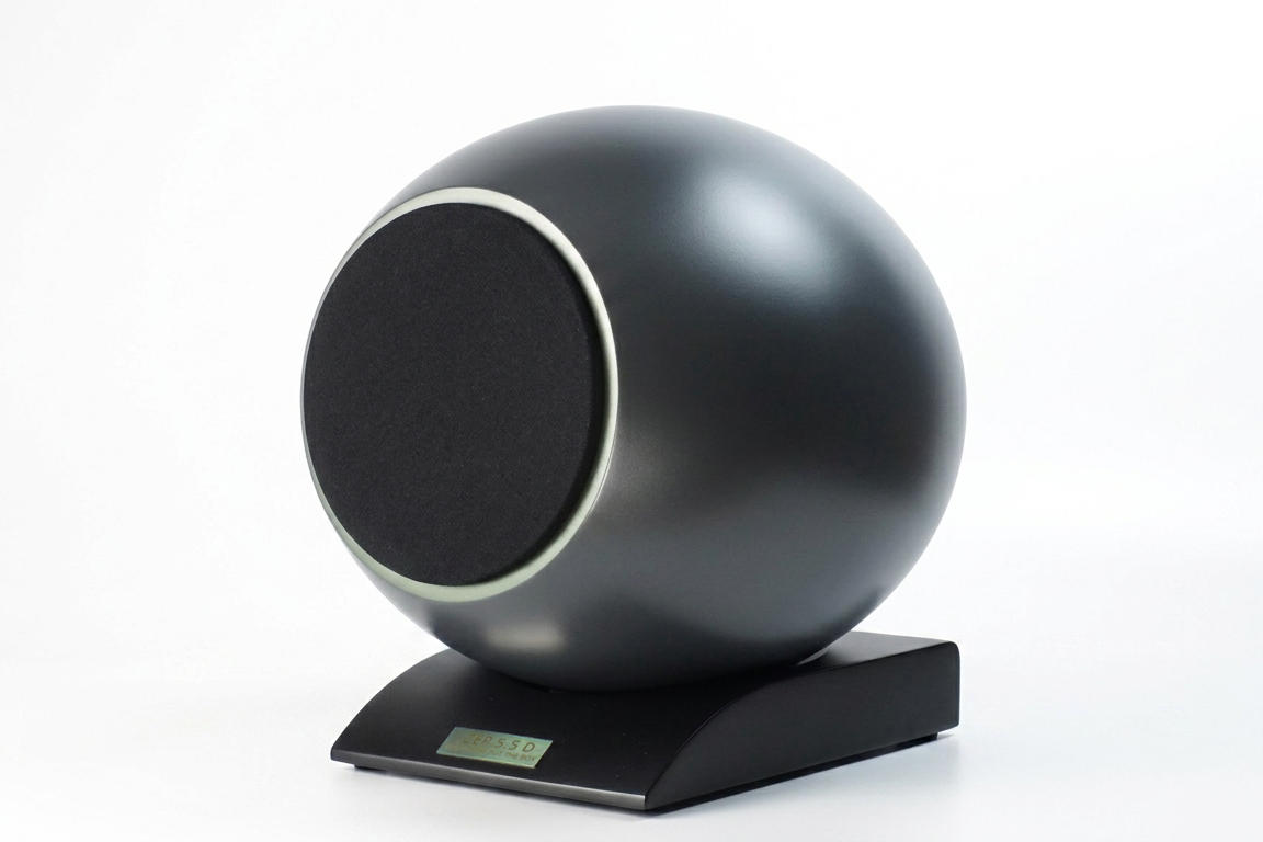 EBTB Zep 5.5D compact desctop loudspeaker